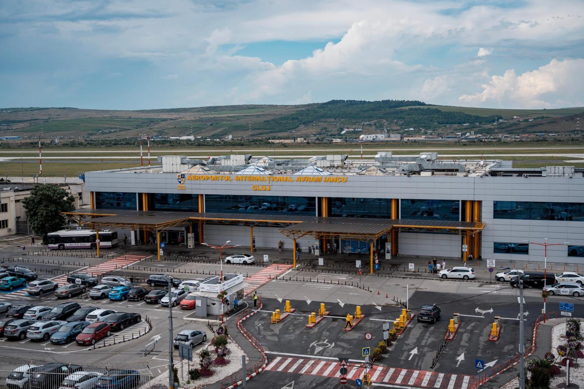 Sky Airport Hotel Cluj-Napoca Exterior foto